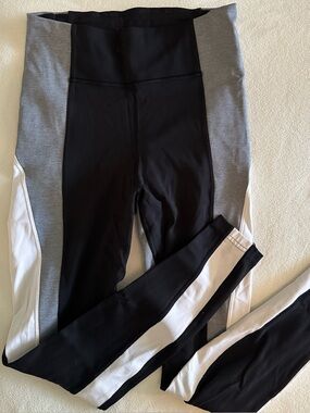Athleta Crest Color Block Tight